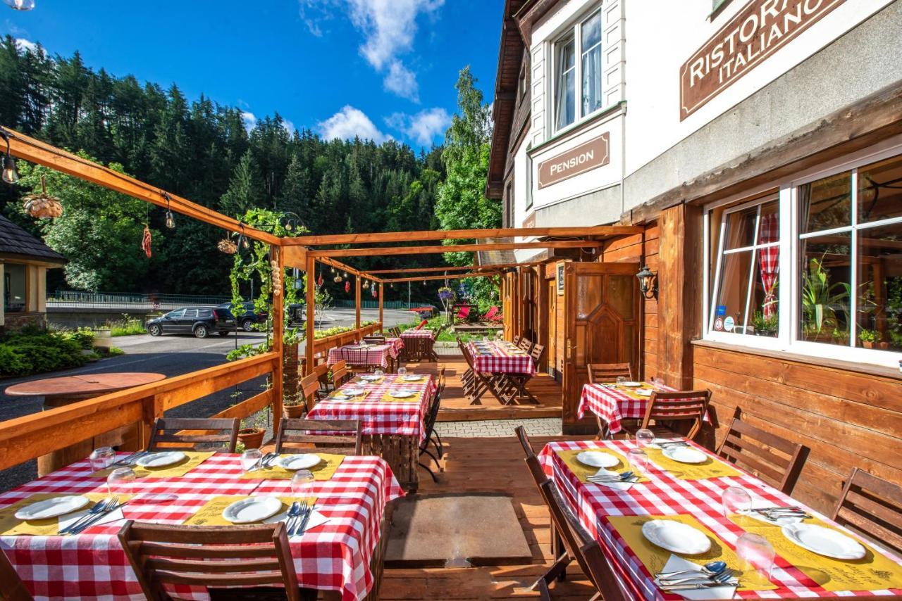 Penzion Sofinata & Pizzeria Špindlerŭv Mlýn المظهر الخارجي الصورة